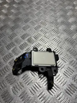 Sokean kulman anturi OEM 36935-T43-J01 vasen taka Honda