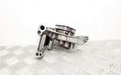 Bomba de óleo Skoda Octavia OEM 03L115105C - Usado