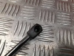 Gasfeder OEM 6VE827550A für Škoda Fabia PJ 2025