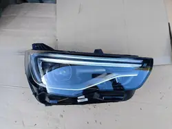 Lámpara LED derecha Opel Grandland X YP00015980