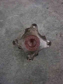 Volvo OE 22031832 Rolamento de cubo viscoso - Usado