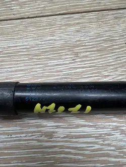 BMW Polttoainelukon lukko OEM 7239703 - Käytetty