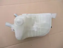 Laajennusastian kansi Toyota Auris E210 OEM 108KP