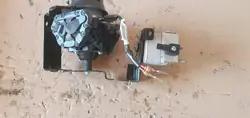 Bomba de vácuo usada OEM 9835028580 9826638780 Peugeot 208 II