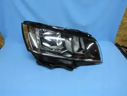 Farol direito VW T6.1 Transporter Multivan H7