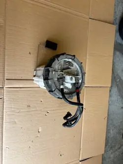 Capteur Niveau Carburant AV61-9275-BE Ford Focus III