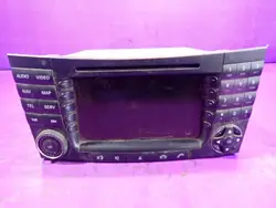 Radio CD Nav Mercedes OEM Zawada-374791- Usado