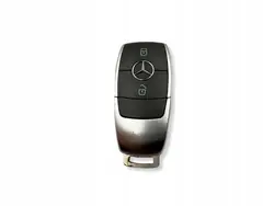 Mercedes-avaimen kotelo OEM A1779057902 - Käytetty