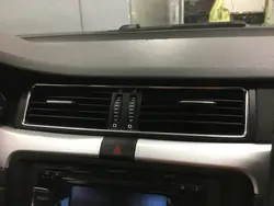 Rejilla central OEM KRATKA NAWIEWU SRODKOWA Skoda Superb II