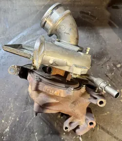 Jeep OE Turboahdin OEM 35242180AF - Käytetty osa