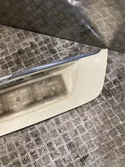 Faixa iluminação matrícula Mercedes-Benz E W211 OEM 2118100173