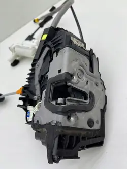 Mercedes W222 Dörrlås Soft Close Vänster Fram A2227661100