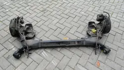 OŚ BELKA RENAULT KADJAR Eje Trasero Completo