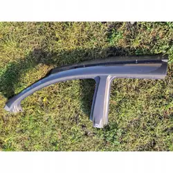 Kia Ceed III vasen kattopilari OEM ODO9542