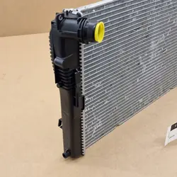 BMW Kühlmittelkühler OEM 17117600511 Gebraucht