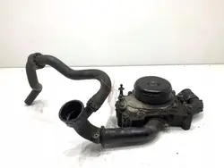 Pompe à eau OEM A6512002001 pour Mercedes X204