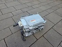 Wechselrichter Toyota OEM G9200-42010 für RAV4 IV Hybrid