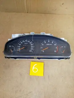 Speedometer Mitsubishi Galant MR444006
