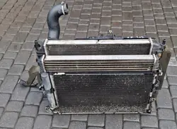 Jaguar XF X250 3.0D kylarsats OEM Komplet