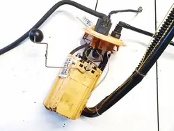 Brandstofpomp Volvo V70 OEM 30792039 2006 2.4L