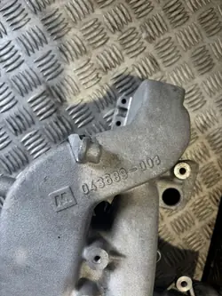 Ansaugkrümmer OEM 043689003 für Mercedes Sprinter