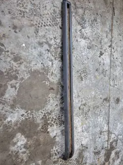Middengeleider OEM 235642005 voor Renault