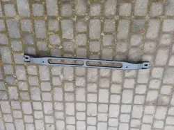 Poutre de pare-chocs inférieure OEM belka dolna Volvo XC60 2008-2017