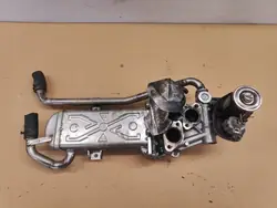 Volkswagen OE 03L 131 512 AN Moottorin jäähdyttimen