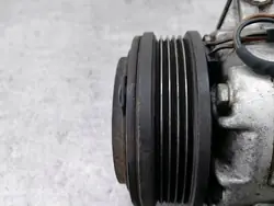 Compresseur de climatisation Opel Zafira B 1.8 16V 93187227