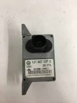 ESP-anturi OEM 1J1907637C VW Golf IV Bora Audi Skoda