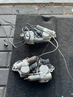 Couvercle d'arbres à cames OEM A1560513903 pour AMG M156