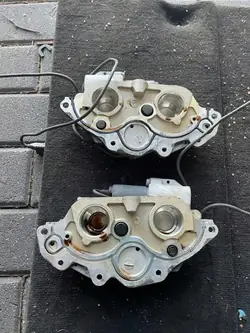 Nokka-akselin kansi OEM A1560513903 AMG M156 moottorille