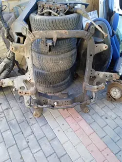 Carrinho dianteiro OPEL ZAFIRA B - Peça original