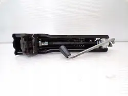 Begagnad Volkswagen domkraft OEM 3AA011031B Passat CC