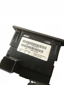 Prise USB Jeep Grand Cherokee WL OEM P68487349AB