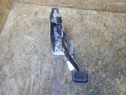 Gebrauchtes Isuzu D-Max Kupplungspedal OEM BTU1941