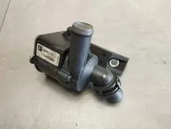 BMW X6 E71 Extra Vattenpump 9230232