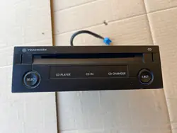 CD-vaihtaja OEM VW Passat B5 2000-2005 - Volkswagen