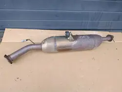 Toyota Auris II 1.2 Keskusvaimennin OEM 10Y06