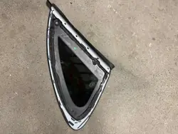 Porsche Cayenne II Linke Heckkarosserie-Scheibe OEM 7P5845297LB