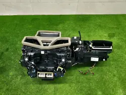 BMW XM G09 Lämmitys OEM 5A31836 - Käytetty kunto