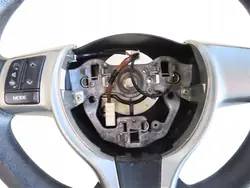 Volante Toyota OEM para Yaris III 2011-2020 - Usado