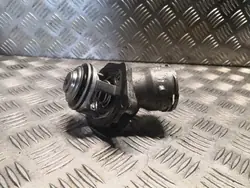 Mercedes-Benz termostaatin kotelo OEM 2722000415