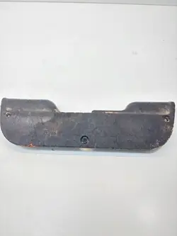 OEM 701863487B VW Transporter T4 Takaluukun Lukon Suoja