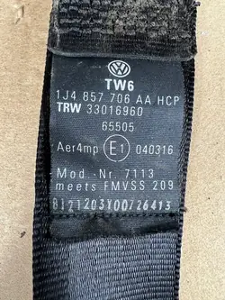 Ceinture de sécurité avant droite VW Golf IV 5D noire