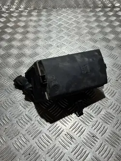 Audi A3 8V Takapuskurin tukirauta