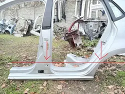 Soleira traseira esquerda VW Polo 6R 2009-2017 OEM 6R4809843A