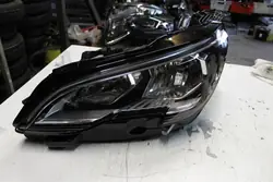 Peugeot 3008 Vasemman puolen Ajovalo OE 1616878180