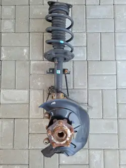 Amortisseur MacPherson gauche OEM LUOA1856941 Nissan X-Trail