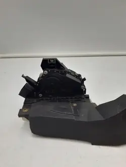 Serrure de porte avant gauche Ford Mondeo MK3